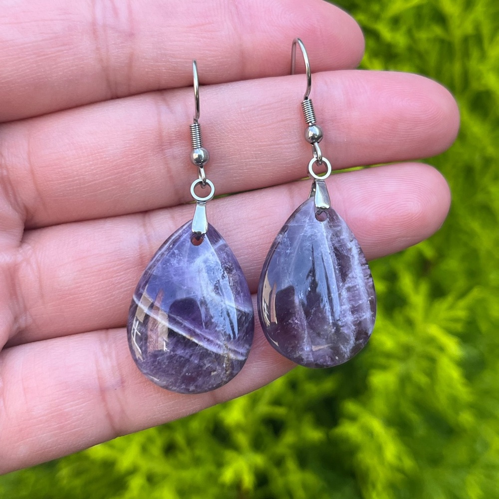 Stainless steel‎ dream amethyst earrings